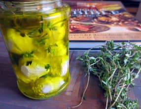 Boules de fromage de brebis à l'huile d'olive