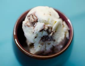 Crème glacée aux Kit Kat