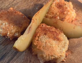 Chèvres panés au pop corn et poire caramélisée à l'érable
