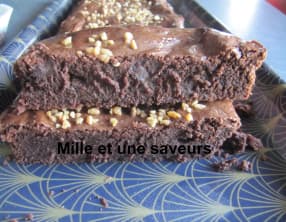 Tarte fondante au chocolat, beurre de coco et lentille corail