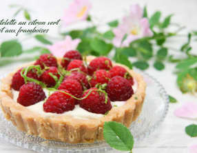 Tartelette au citron vert et aux framboises