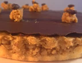 Tarte caramel aux noix et et café