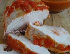 Rôti de dinde, sauce tomate à la merguez