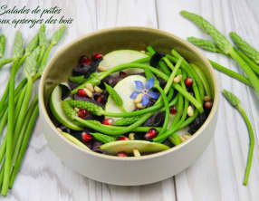 Salade de pâtes aux asperges des bois