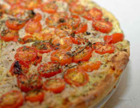 Tarte au thon et tomates cerises
