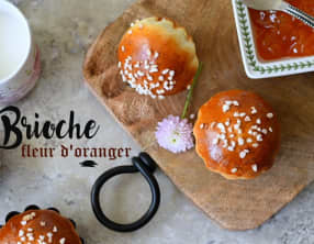 Briochettes à la fleur d'oranger et zeste de citron