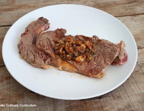 Condiment à l'échalote, basilic, parmesan et faux filet