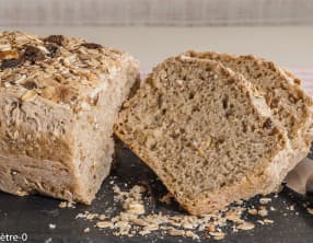 Pain rapide au muesli aux abricots et graines gourmandes