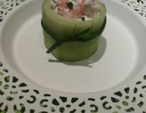 Concombre farci au saumon fumé