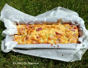 Cake moelleux rhubarbe fraise