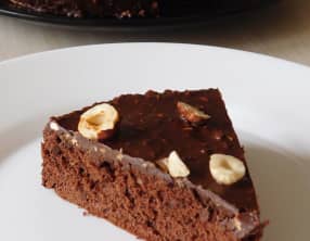 Gâteau au cacao et nappage façon rocher