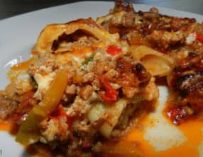 Cannellonis fourrés de haché et sa petite sauce poivrons