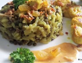Riz aux lentilles, oignons et poulet