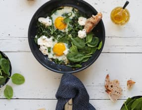Oeufs au plat, kale et ricotta