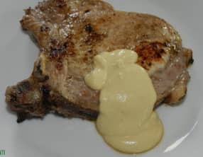 Côte de porc sauce mascarpone moutarde
