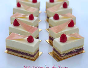 Gâteaux à la figue, framboise et fleur d'oranger