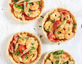 Tartelettes de crevettes sautées, pousses de bambou et gingembre confit