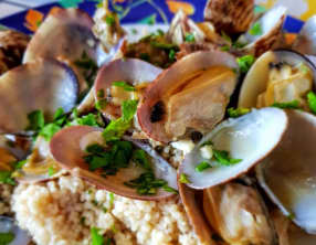 Couscous aux palourdes