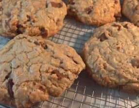 Biscuits à la farine de sarrasin, chocolat et amandes
