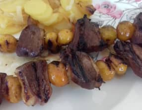 Brochettes de canard teriyaki aux mirabelles