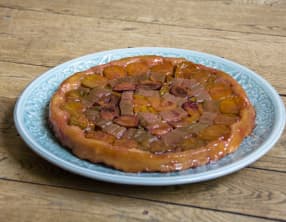 Tatin de prunes et de rhubarbe