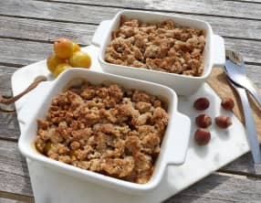 Crumble aux mirabelles et à la noisette