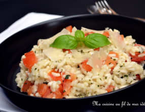 Risotto aux tomates, basilic et parmesan