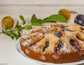Gâteau aux prunes et aux amandes