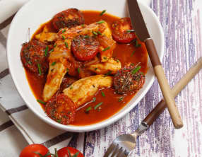 Aiguillettes de poulet à la tomate et aux herbes