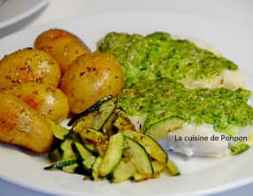 Filet de cabillaud au pesto de vert de courgette et pommes de terre grenaille