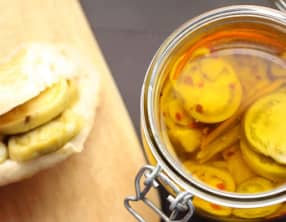 Pickles de tomates vertes à l'huile