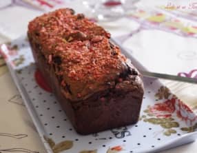 Cake au chocolat et pralines roses