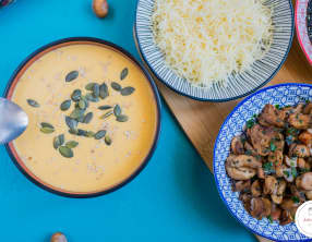 Velouté de patate douce, lentilles corail au lait de coco et gingembre