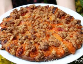 Tarte briochée aux abricots et son crumble