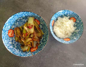 Poireaux à l'ail et sauce d’huîtres