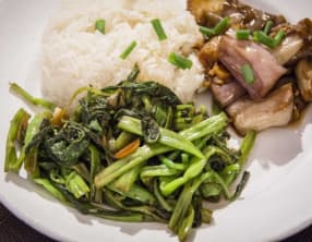 Liserons d’eau sautés à l’ail