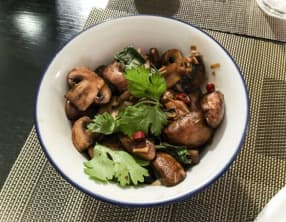 Champignons sautés à la sauce de soja