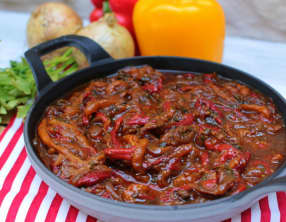 Peperonata aux oignons doux