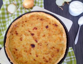 Tarte à l’oignon et aux lardons