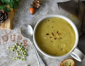 Soupe de pois cassés aux vermicelles