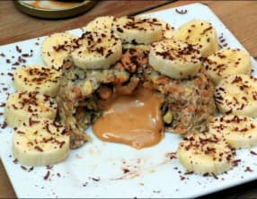 Bowl cake cœur coulant de beurre de cacahuètes