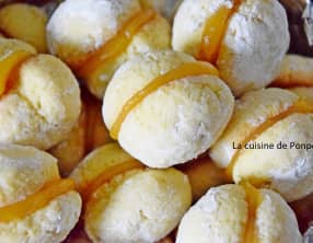 Biscuit au beurre garni de lemon curd