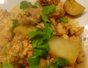 Poulet Tikka rôti et chou fleur au four