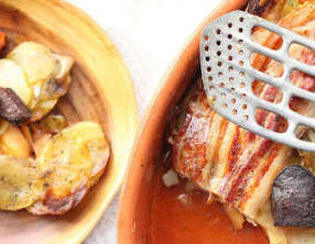 Coings, pommes de terre et lard ou boudin au four