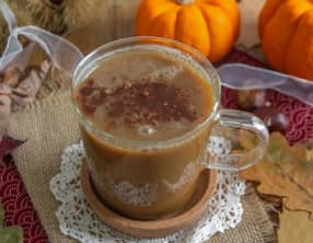 Pumpkin spice latte au lucuma