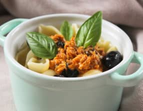 Pâtes au thon et pesto rosso