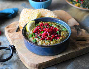 Lentilles aux aubergines et graines de grenade