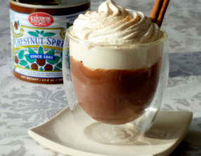 Chocolat chaud à l'ancienne, chantilly à la crème de marrons