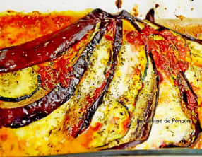 Éventail d'aubergine au confit de poivron rouge et herbes de Provence