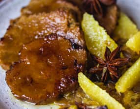 Seitan laqué à l'orange et aux épices